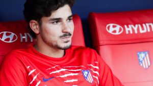 Atlético Madrid chief insists Julián Alvarez will ‘never, ever’ be sold to Barcelona