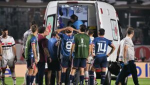 Juan Izquierdo, Uruguayan footballer, dies aged 27 after collapsing on pitch