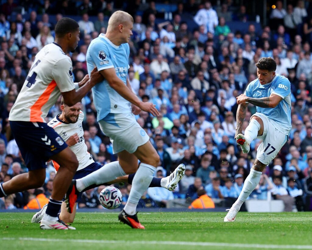 Manchester City et Coventry, Nottingham Forest contre Tottenham : suivi du football en direct