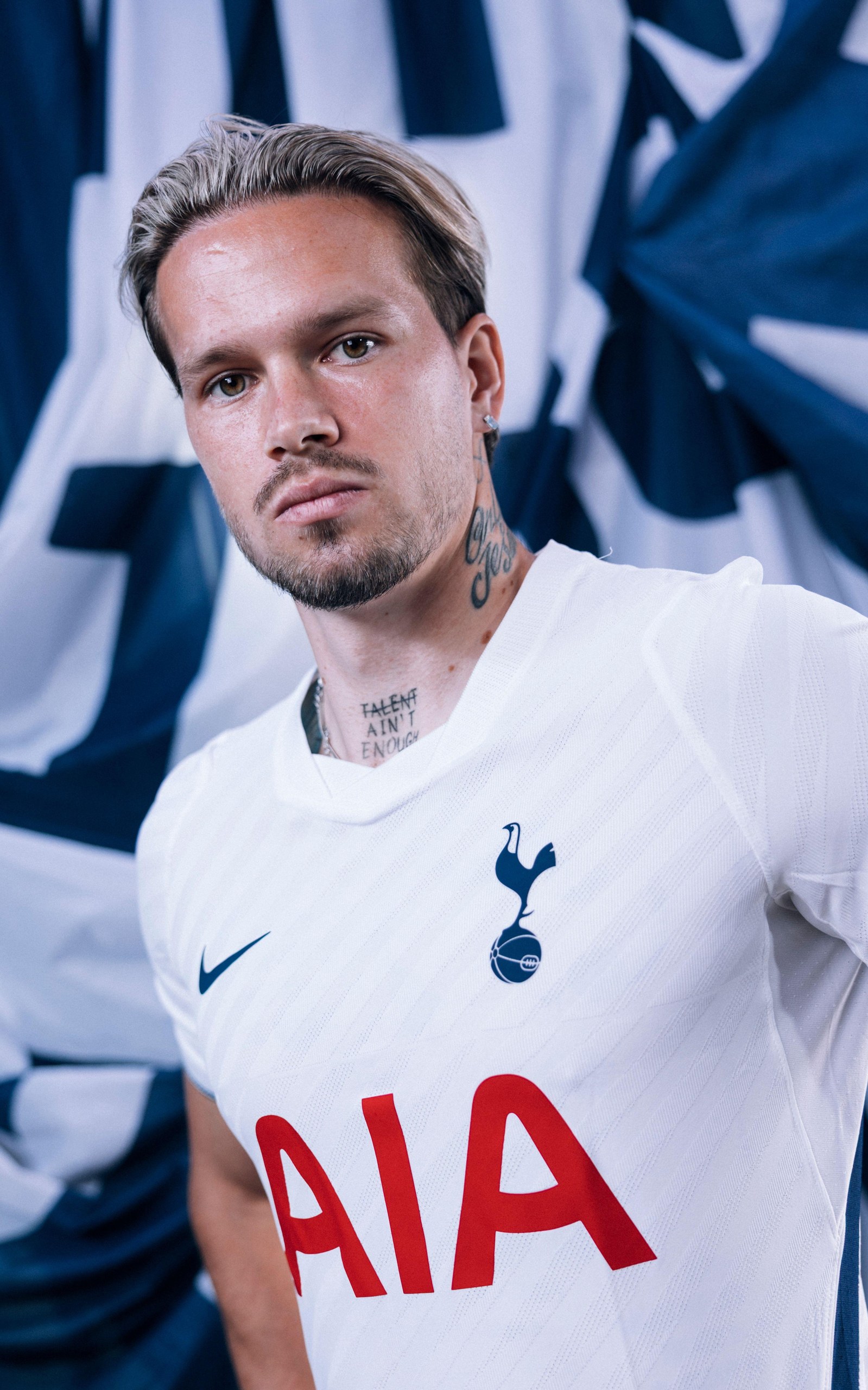 Mykhailo Mudryk signs on loan for Tottenham Hotspur.