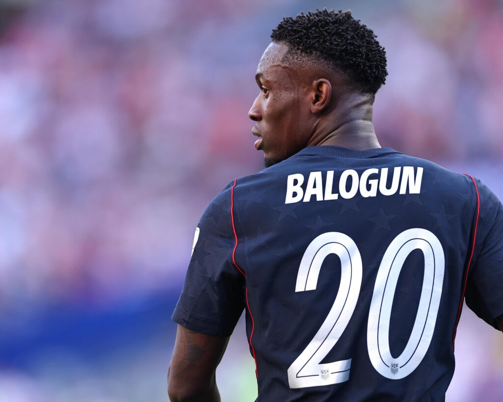 Everton se retrouve avec un seul attaquant après l&rsquo;échec du transfert de Balogun
