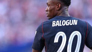 Everton left with only one striker after Balogun deal collapses late on deadline day