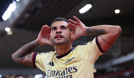 Sunderland v Arsenal: Premier League – live