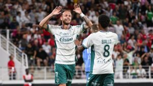 Première balle de break pour les Verts : face à Montpellier, Saint-Étienne peut déjà s'échapper en tête de la Ligue 2
