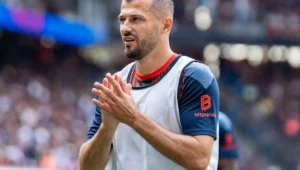 Albian Ajeti verabschiedet sich beim FC Basel sehr emotional