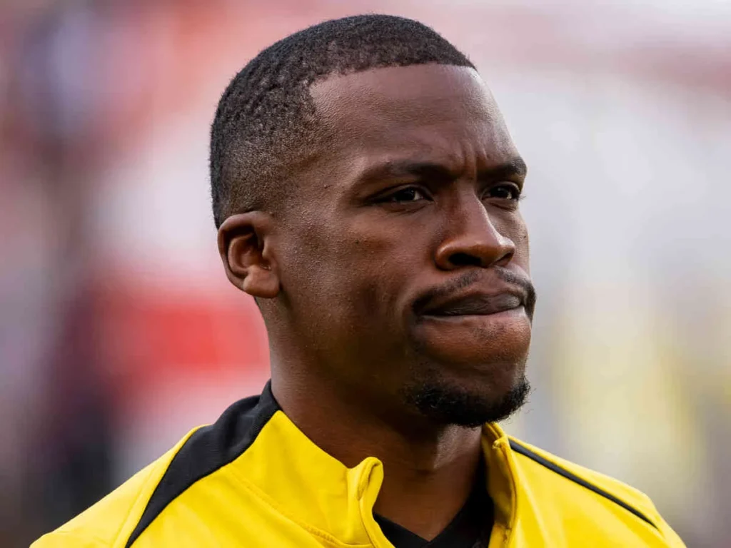 Servette négocie le retour de Dereck Kutesa avec AEK Athènes