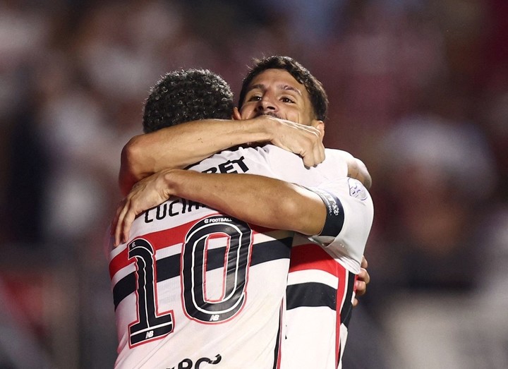 Calleri festeja un gol en San Pablo (REUTERS)
