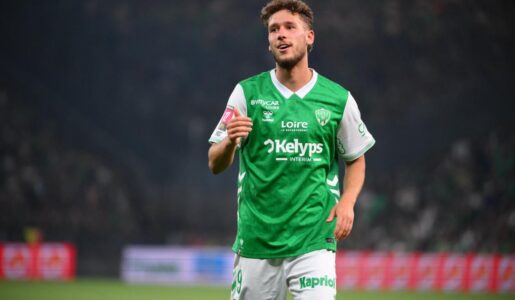 Mercato : l'attaquant de Saint-Étienne Lucas Stassin en route pour le Séville FC