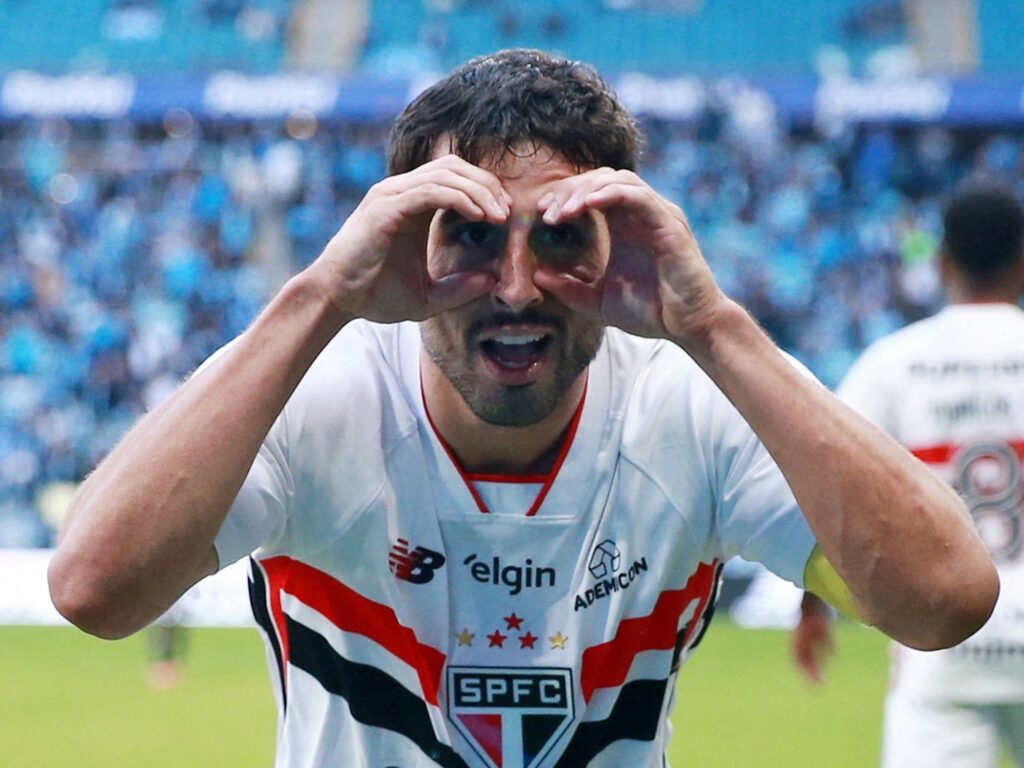 Jonathan Calleri de retour après sa blessure pour le match face à Boca